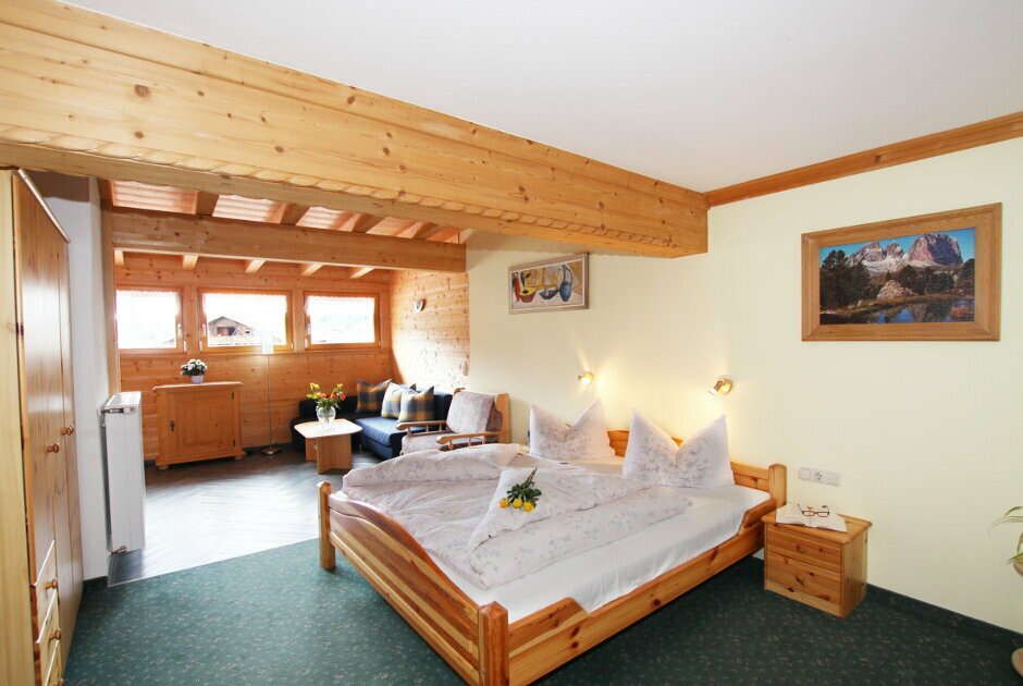 Appartement 3 mit Schlafzimmer im Hof Walch