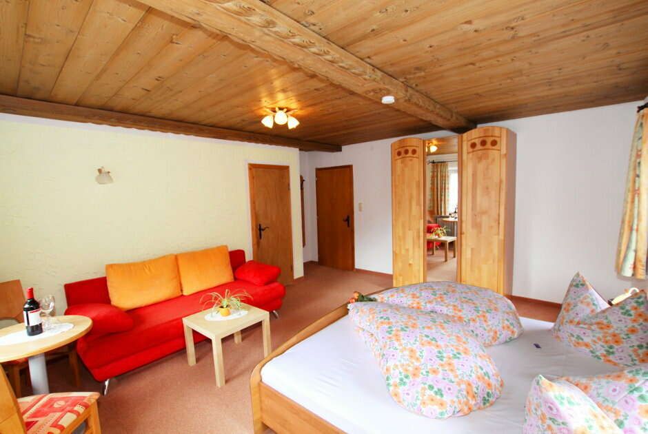 Zimmer 2 mit Doppelzimmer im Hof Walch im Lechtal